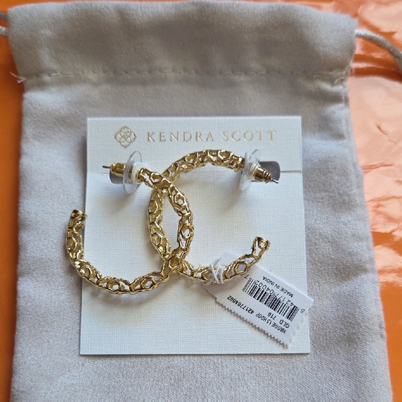 Kendra Scott Jewelry - Nwt! Kemdra Scoot Maggie 1.5" Gold Hoops Earrings